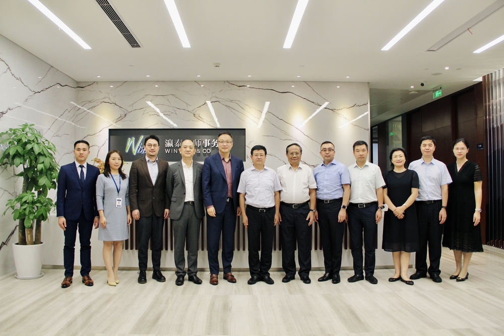 宋宝儒书记一行走访上海瀛泰律师事务所